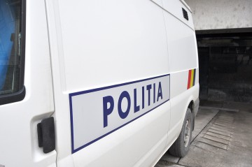Bărbat, cercetat după ce ar fi furat un frigider de pe o terasă, în Vama Veche